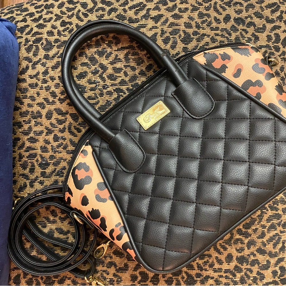 Like New Betsey Johnson Black Quilted Crossbody with Leopard Print